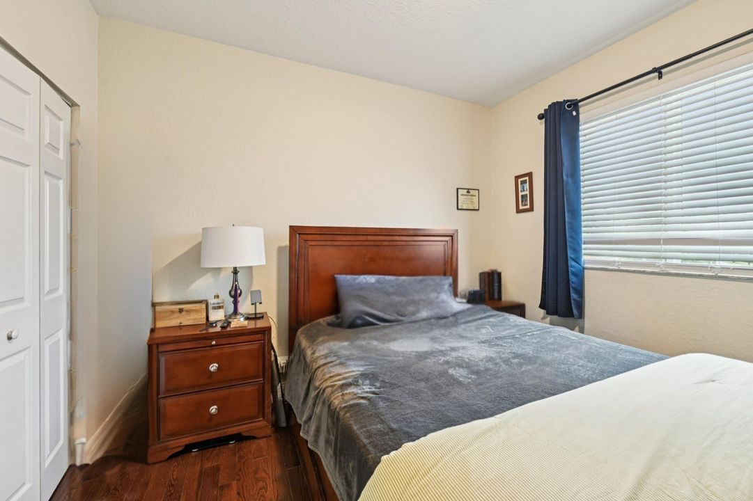 待售: $725,000 (5 贝兹, 3 浴室, 3119 平方英尺)