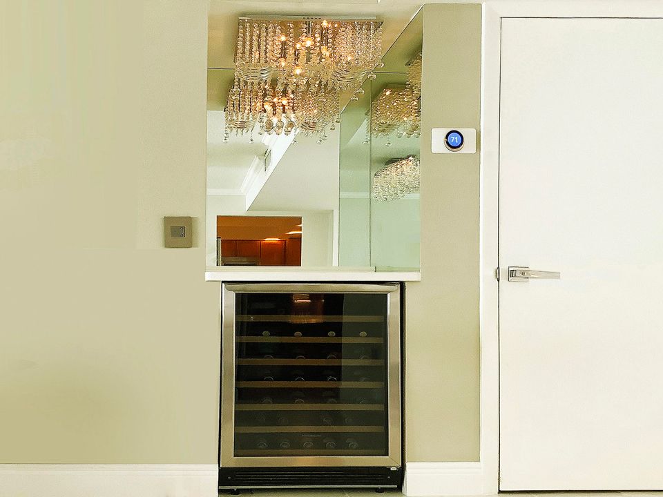 出租: $12,000 (2 贝兹, 2 浴室, 1405 平方英尺)