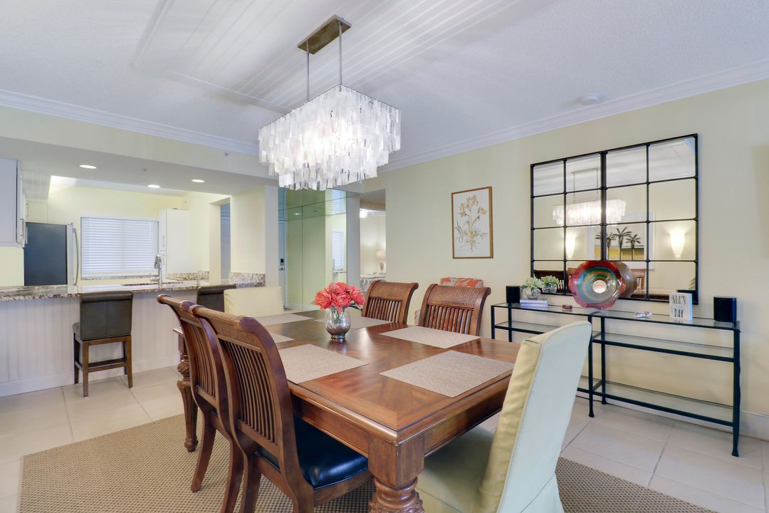 Под контрактом: $4,750 (2 спален, 2 ванн, 1385 Квадратных фут)