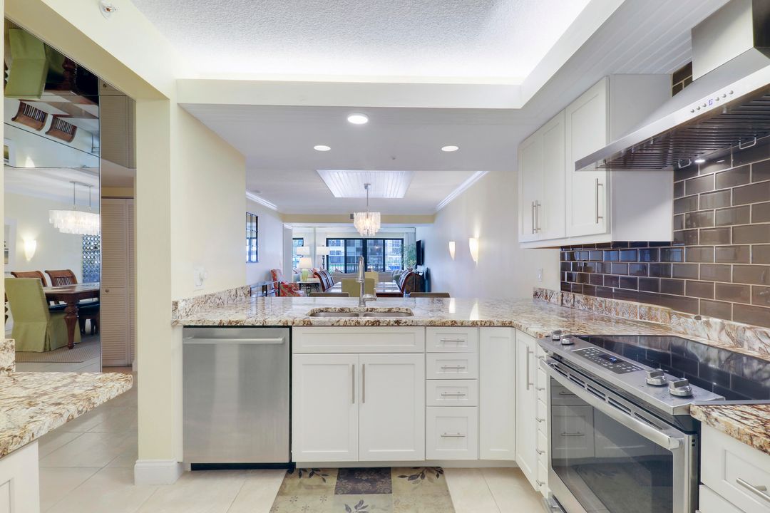 Под контрактом: $4,750 (2 спален, 2 ванн, 1385 Квадратных фут)