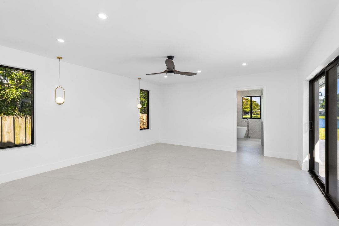 For Sale: $2,325,000 (4 beds, 3 baths, 2912 Square Feet)