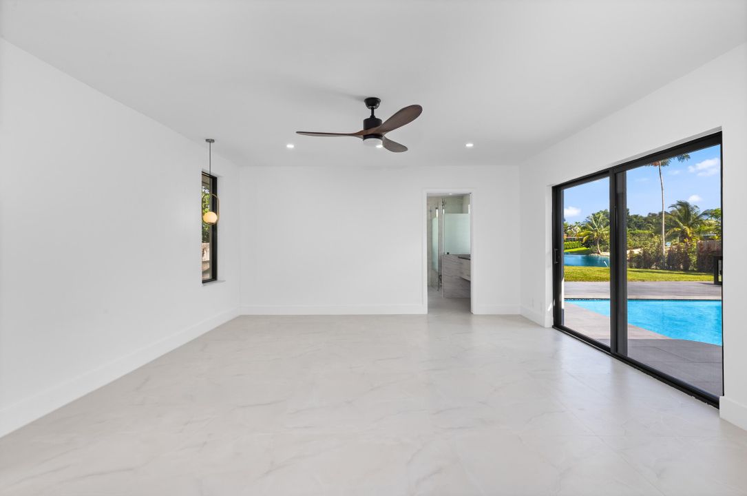 For Sale: $2,325,000 (4 beds, 3 baths, 2912 Square Feet)