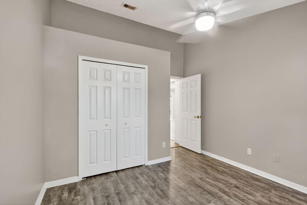 合同活跃: $425,000 (3 贝兹, 2 浴室, 1521 平方英尺)