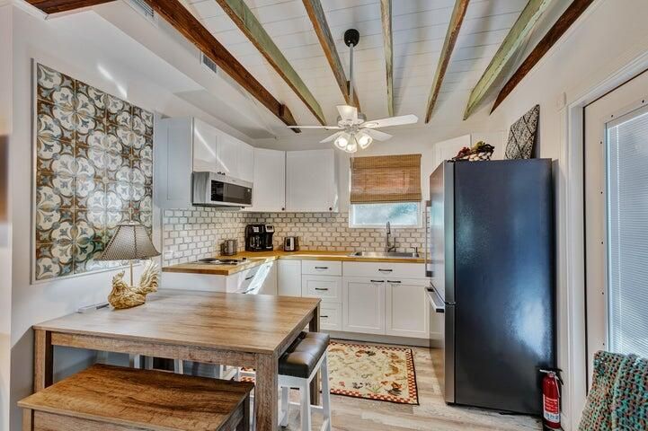 Active With Contract: $690,000 (0 beds, 0 baths, 1774 Square Feet)