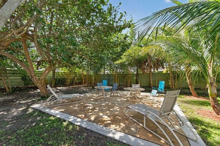 Active With Contract: $690,000 (0 beds, 0 baths, 1774 Square Feet)