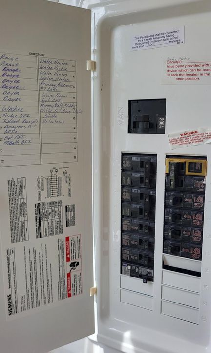 На продажу: $205,000 (2 спален, 2 ванн, 1152 Квадратных фут)