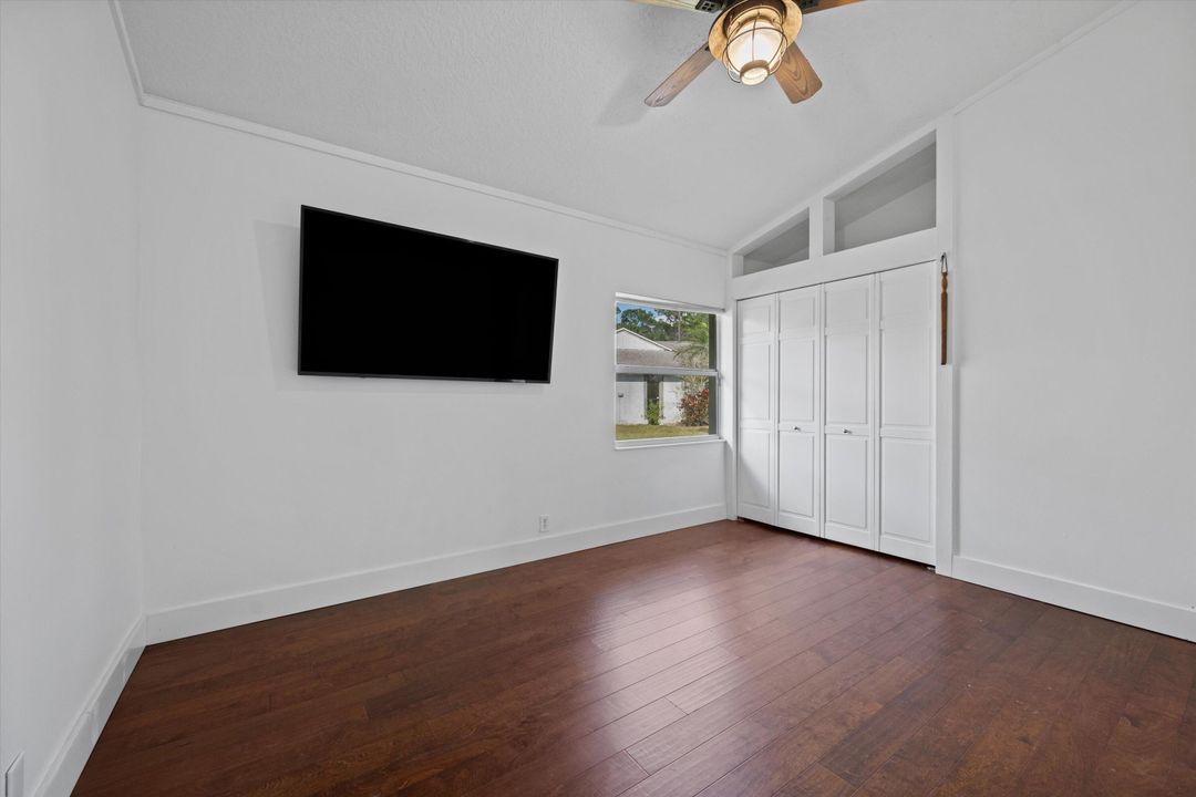 Activo con contrato: $1,275,000 (7 camas, 5 baños, 4636 Pies cuadrados)