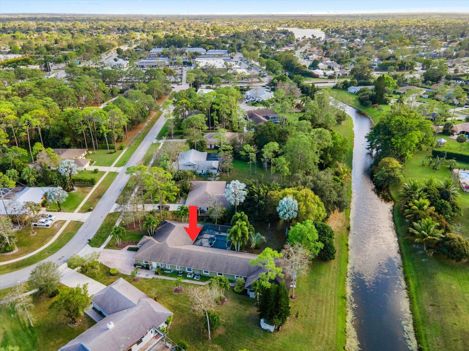 Activo con contrato: $1,275,000 (7 camas, 5 baños, 4636 Pies cuadrados)