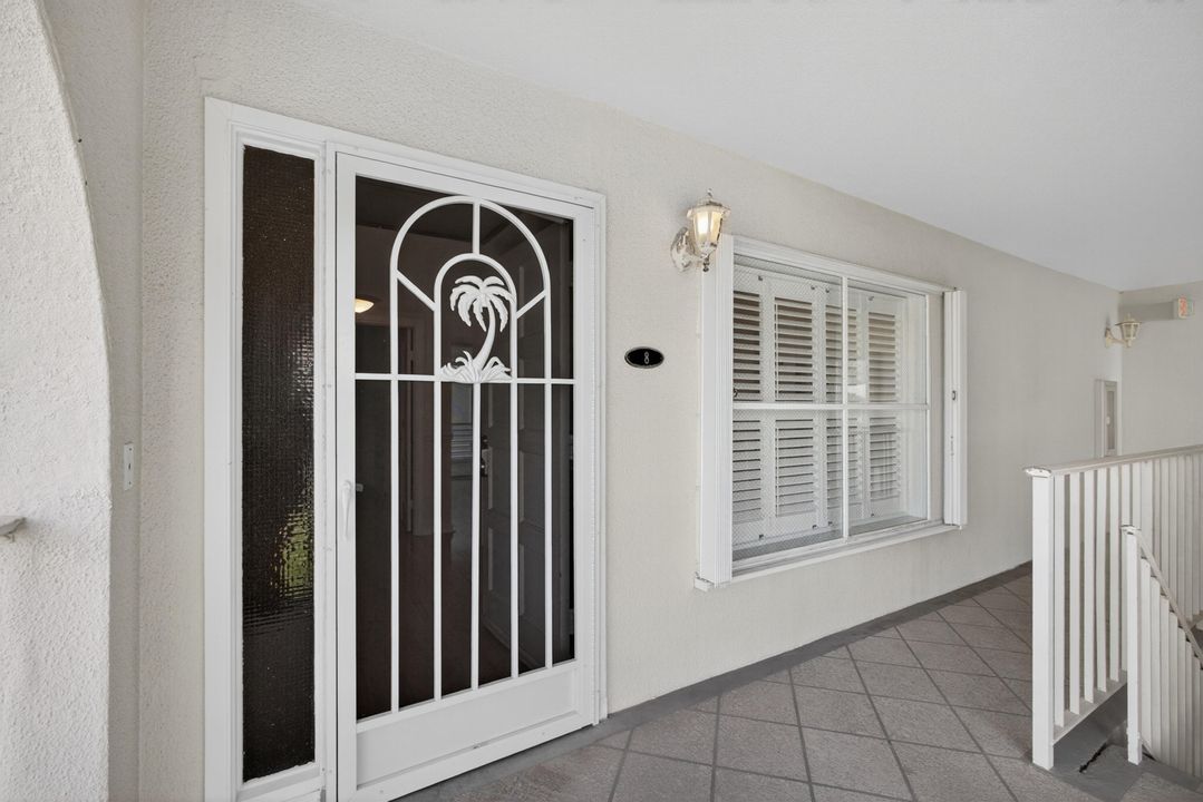 Active With Contract: $2,625 (2 beds, 2 baths, 1065 Square Feet)