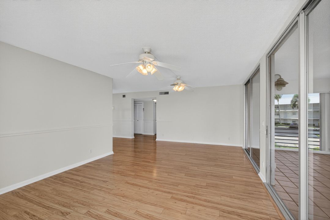 Active With Contract: $2,625 (2 beds, 2 baths, 1065 Square Feet)