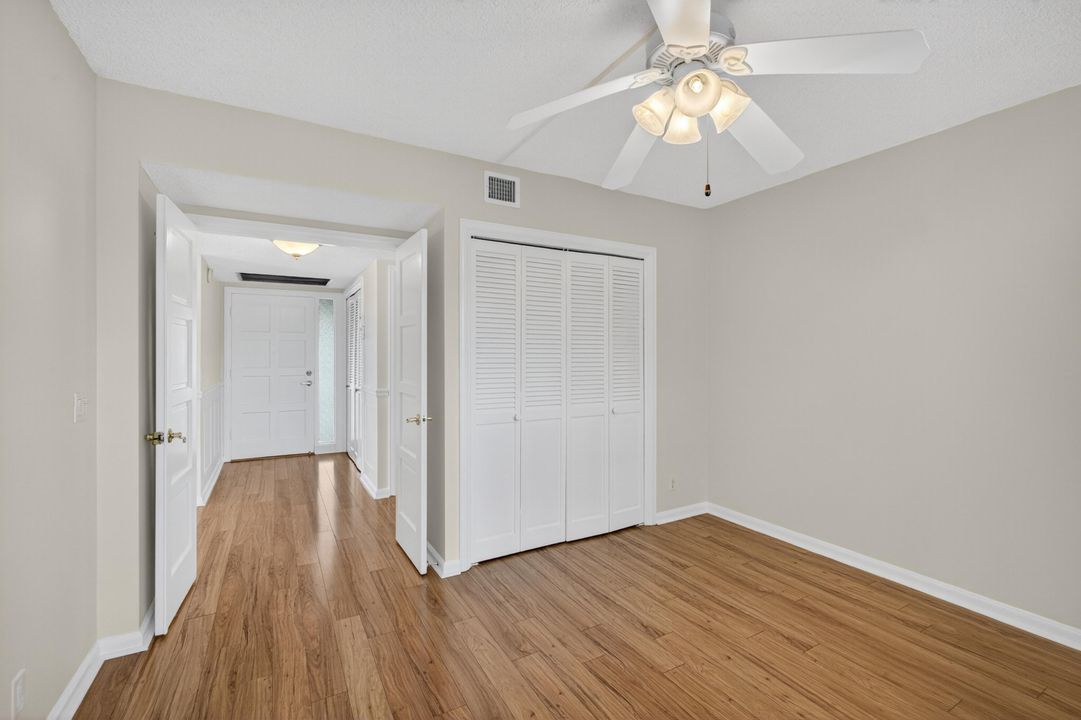 Active With Contract: $2,625 (2 beds, 2 baths, 1065 Square Feet)