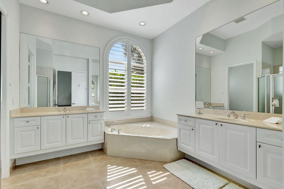 En Renta: $12,000 (5 camas, 4 baños, 3365 Pies cuadrados)