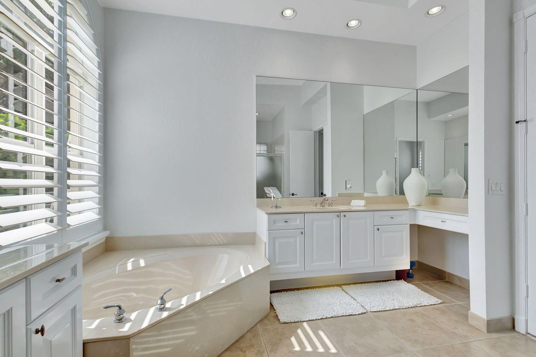 En Renta: $12,000 (5 camas, 4 baños, 3365 Pies cuadrados)