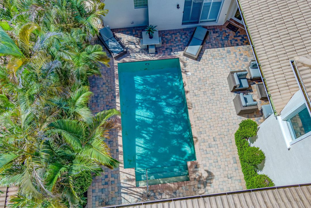 En Renta: $12,000 (5 camas, 4 baños, 3365 Pies cuadrados)