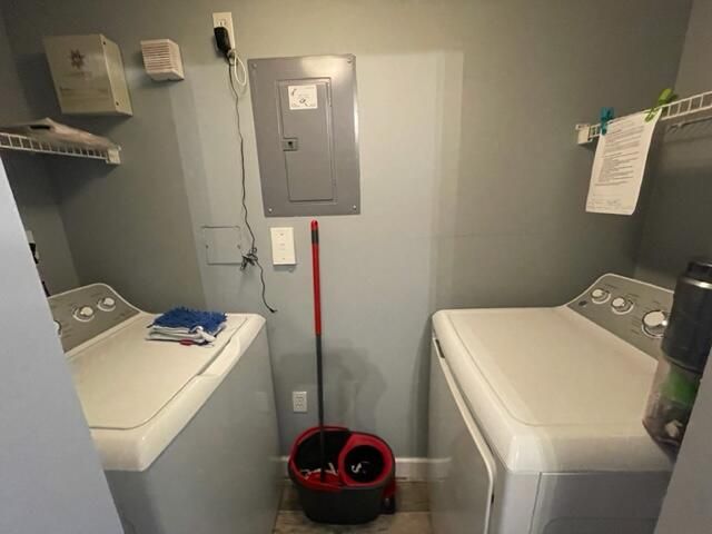 En Venta: $399,000 (3 camas, 2 baños, 1233 Pies cuadrados)