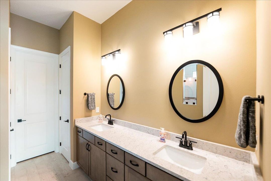 For Sale: $748,000 (4 beds, 3 baths, 2328 Square Feet)