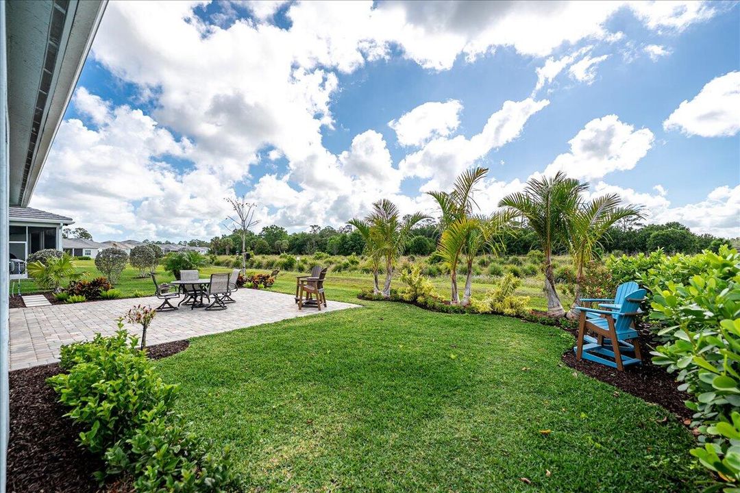 For Sale: $748,000 (4 beds, 3 baths, 2328 Square Feet)