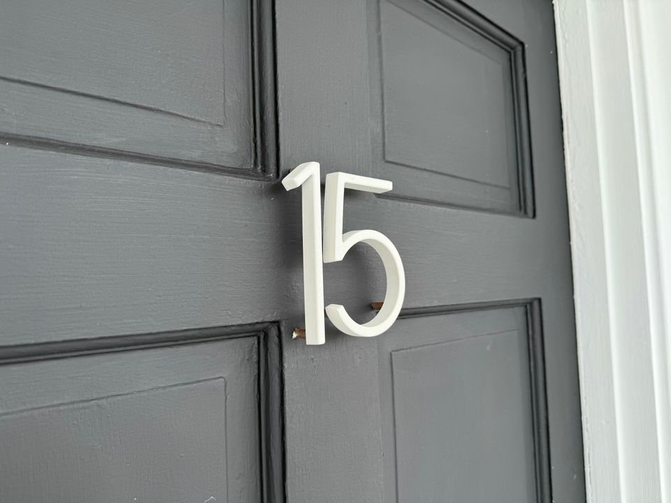 待售: $199,000 (2 贝兹, 1 浴室, 840 平方英尺)