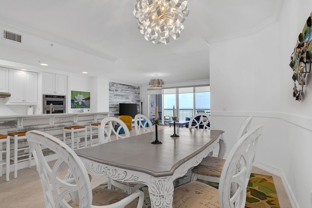 For Sale: $1,100,000 (3 beds, 2 baths, 2541 Square Feet)