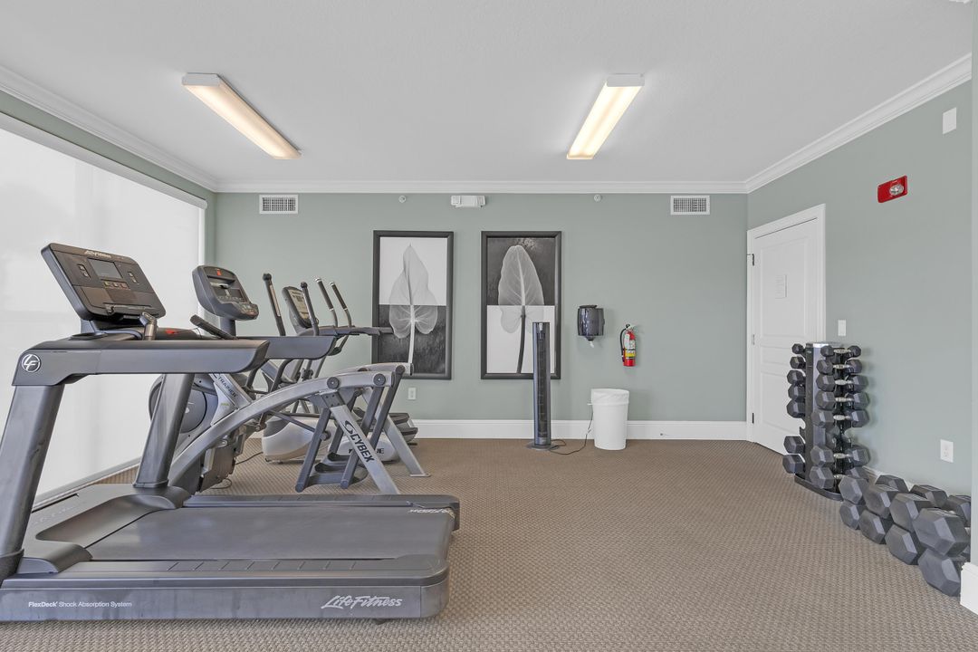 For Sale: $1,100,000 (3 beds, 2 baths, 2541 Square Feet)