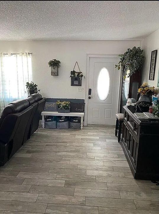 For Sale: $439,000 (4 beds, 2 baths, 1603 Square Feet)