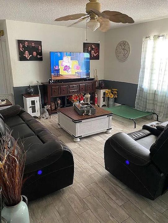 For Sale: $439,000 (4 beds, 2 baths, 1603 Square Feet)