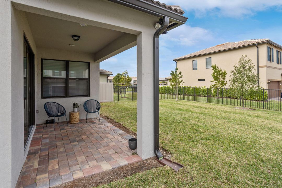 En Renta: $5,000 (5 camas, 3 baños, 2682 Pies cuadrados)