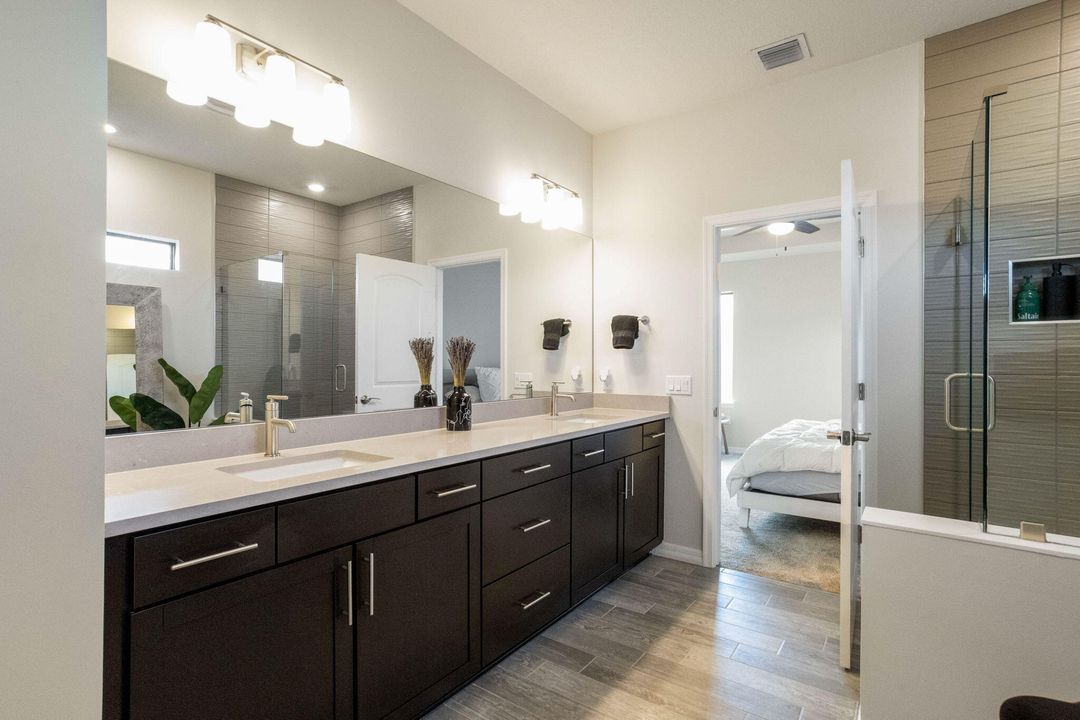 En Renta: $5,000 (5 camas, 3 baños, 2682 Pies cuadrados)