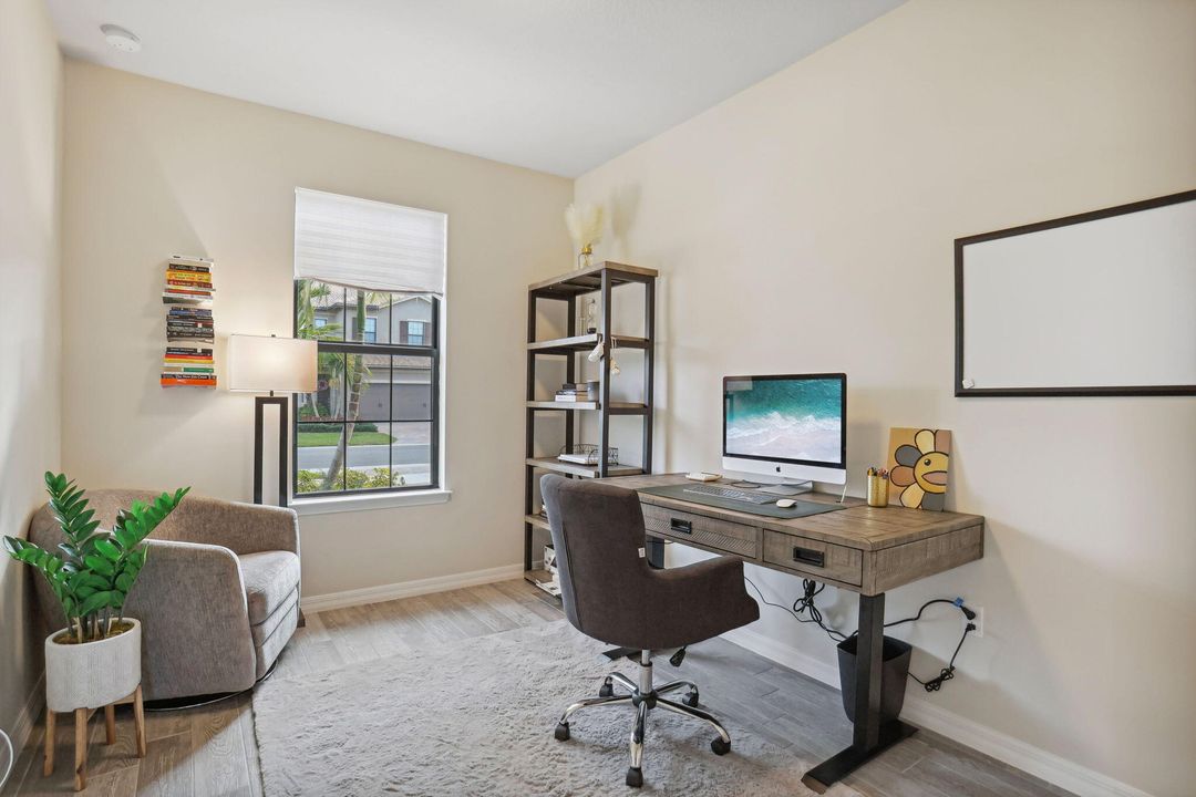 En Renta: $5,000 (5 camas, 3 baños, 2682 Pies cuadrados)