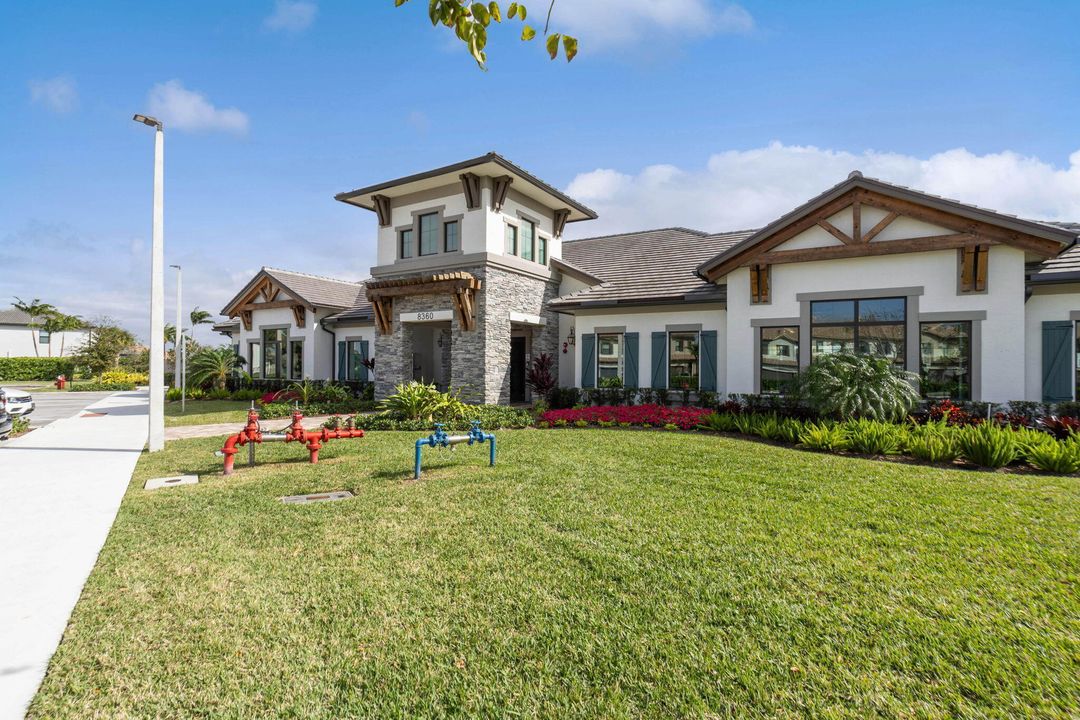 En Renta: $5,000 (5 camas, 3 baños, 2682 Pies cuadrados)