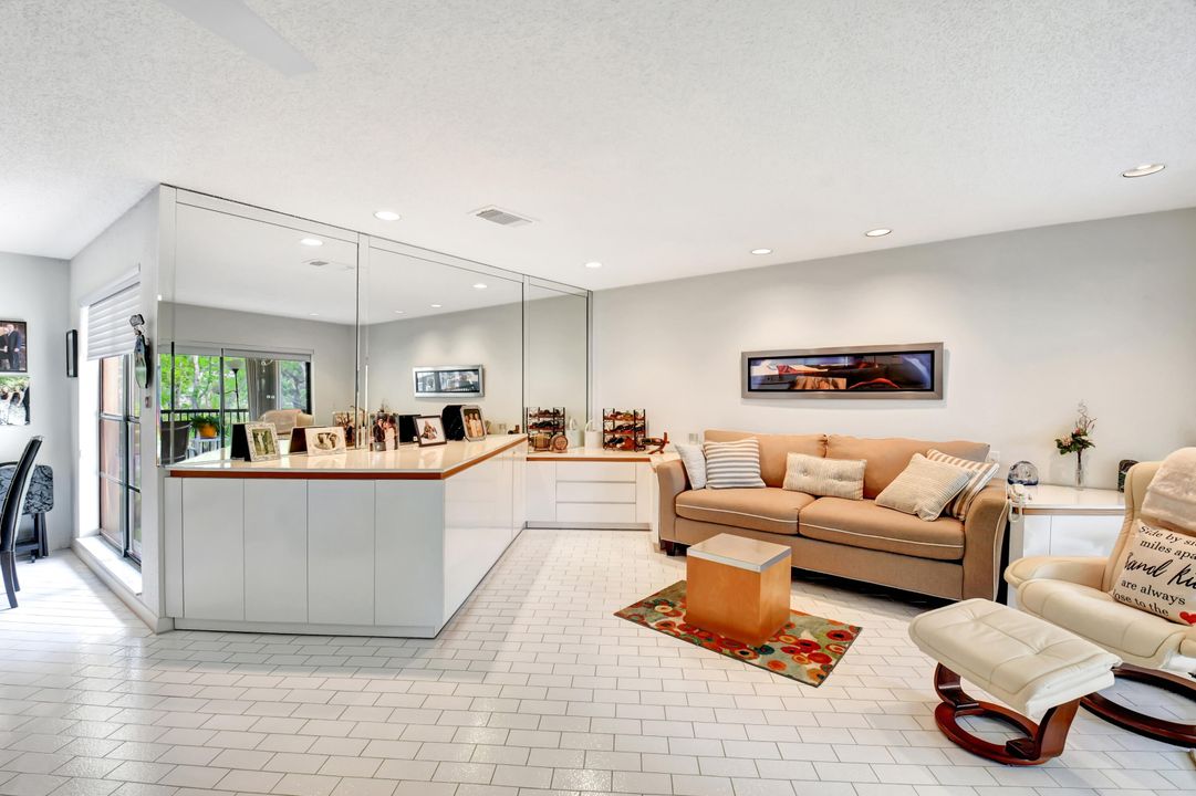 En Venta: $89,900 (3 camas, 2 baños, 1622 Pies cuadrados)