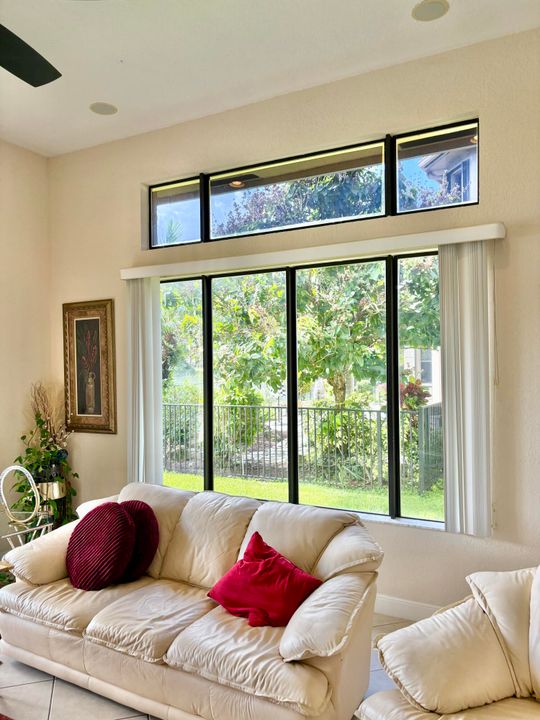 Activo con contrato: $5,200 (5 camas, 3 baños, 4045 Pies cuadrados)