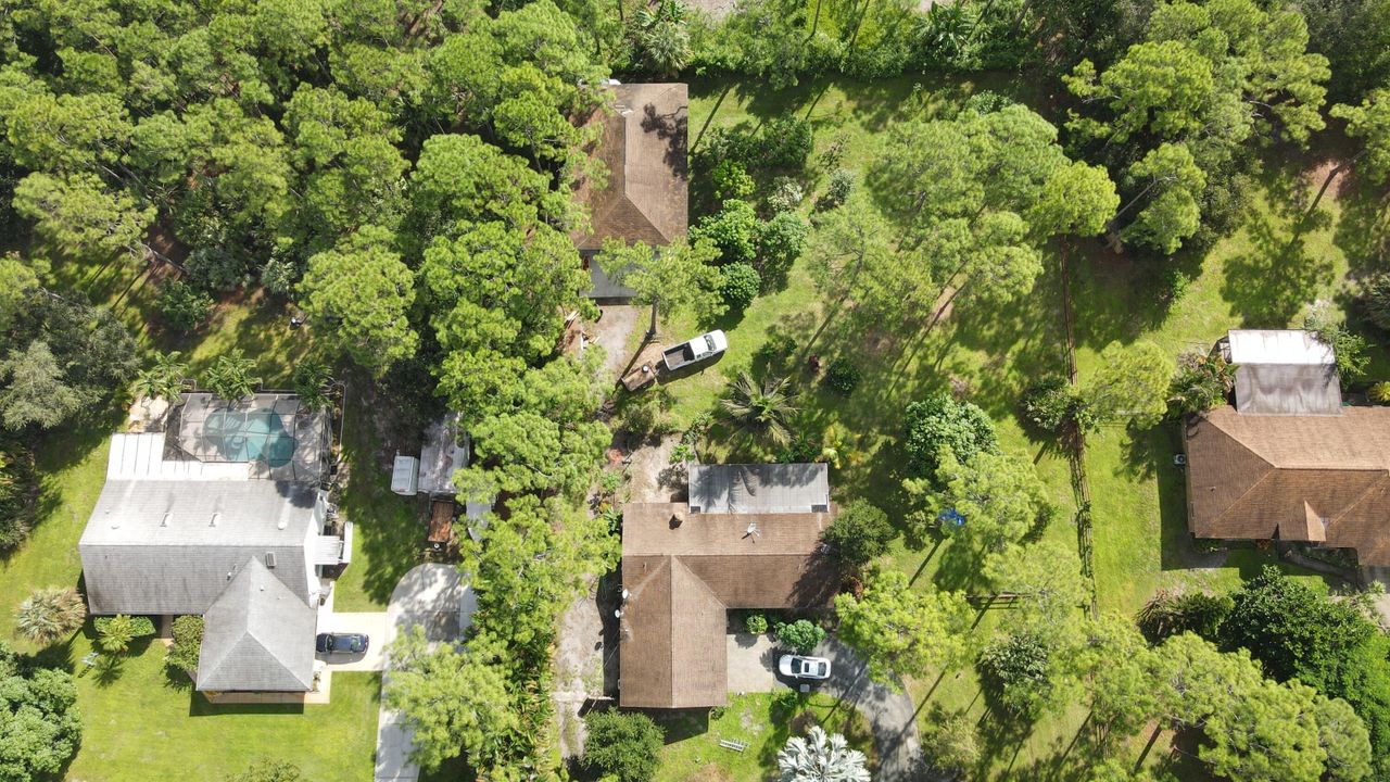 For Sale: $759,000 (3 beds, 2 baths, 1758 Square Feet)