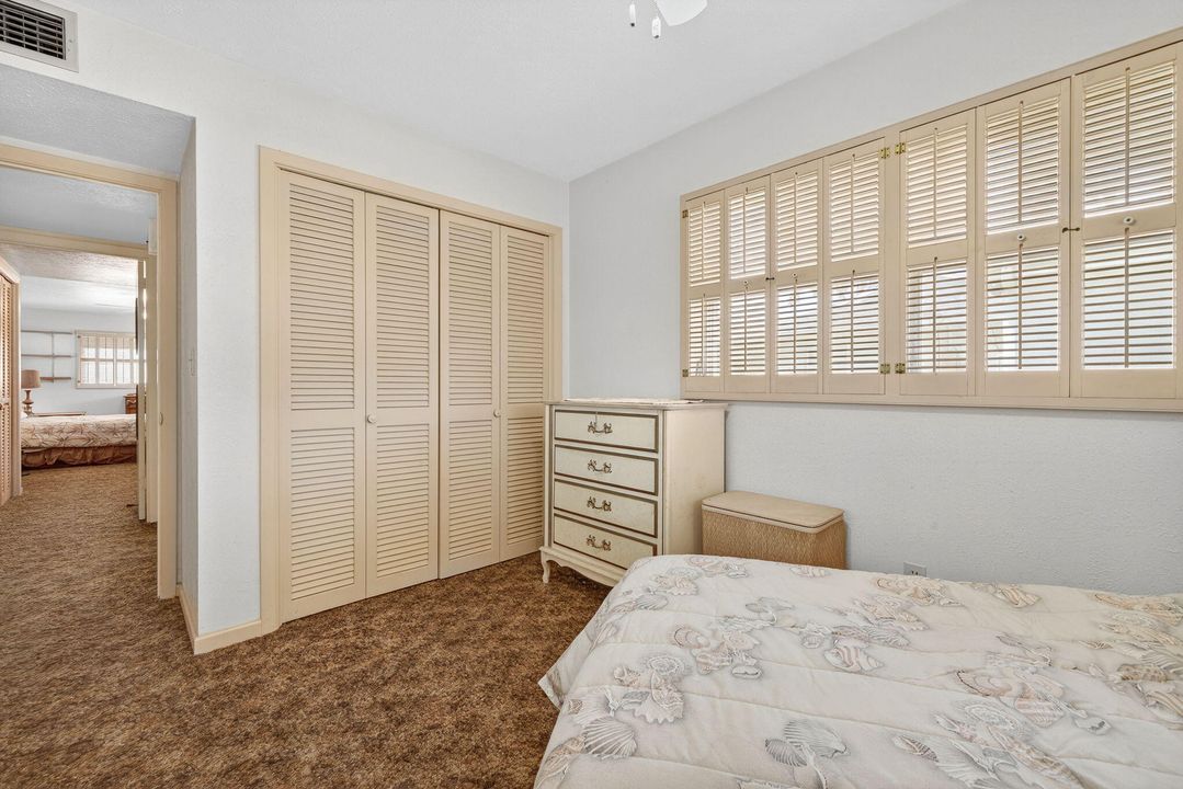 En Venta: $486,000 (4 camas, 3 baños, 2465 Pies cuadrados)