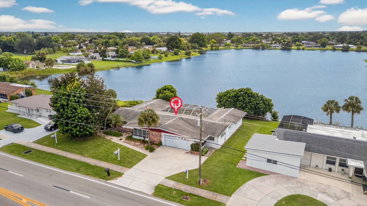 En Venta: $486,000 (4 camas, 3 baños, 2465 Pies cuadrados)