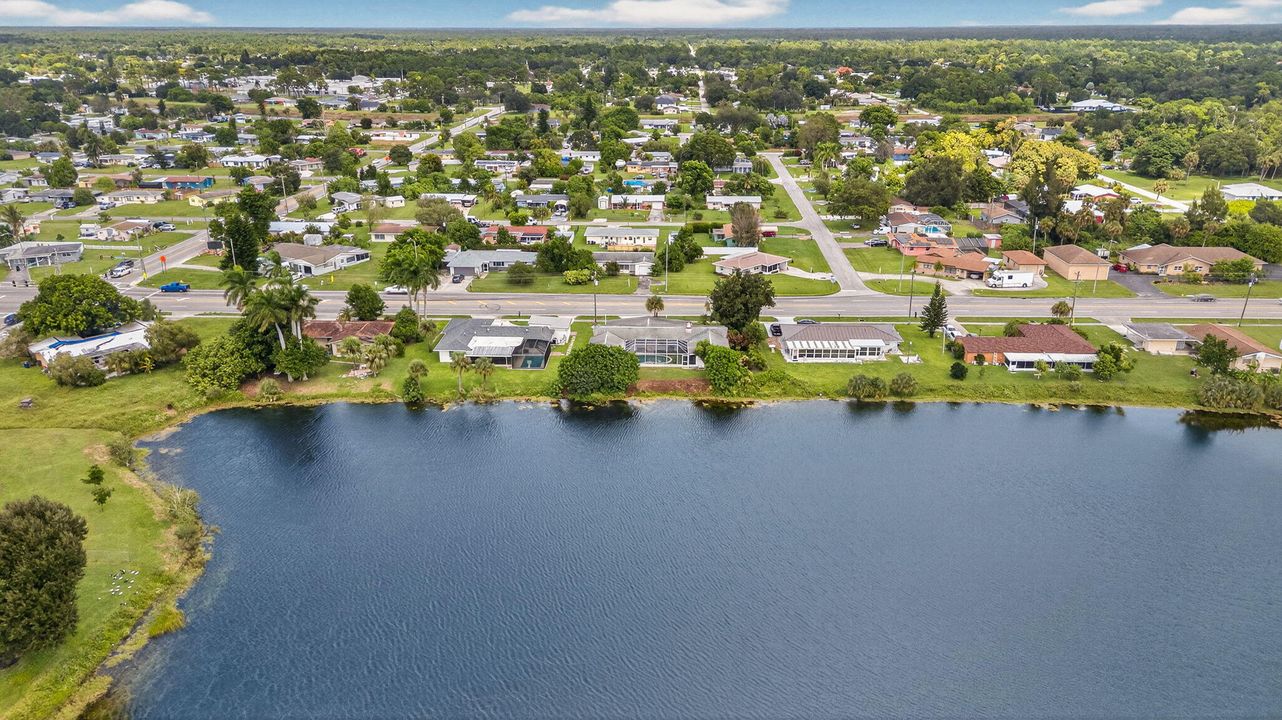 En Venta: $486,000 (4 camas, 3 baños, 2465 Pies cuadrados)