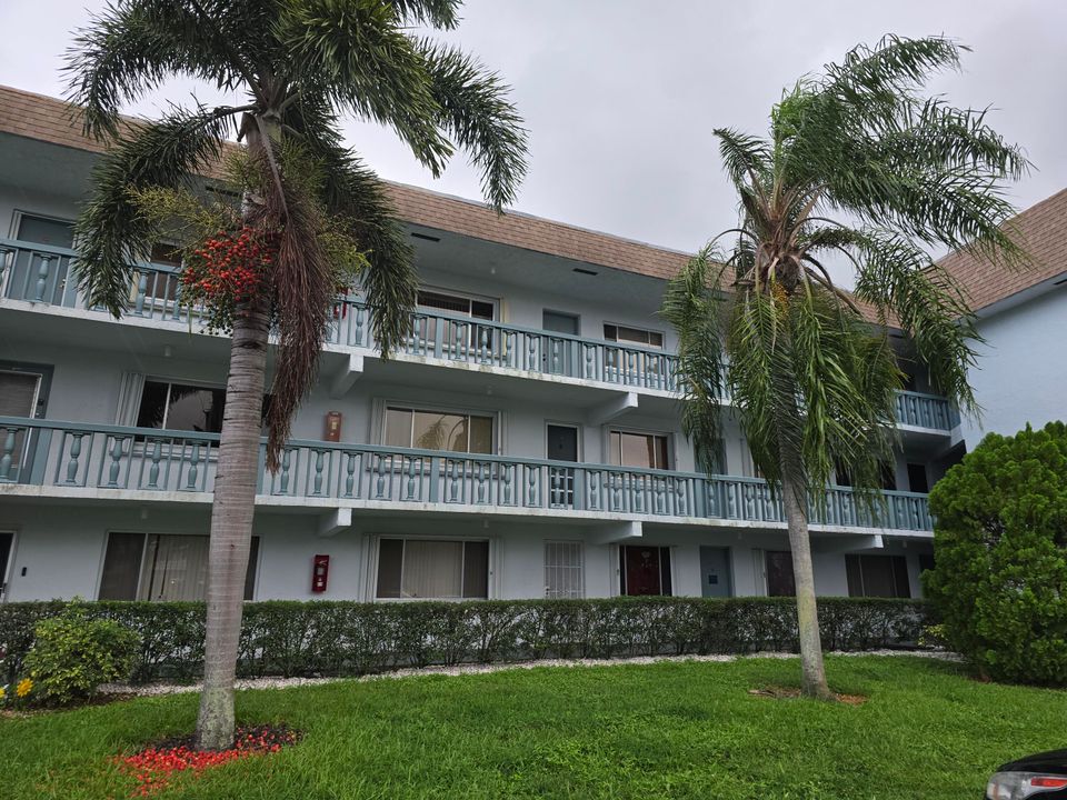 Vendido Recientemente: $132,000 (1 camas, 1 baños, 756 Pies cuadrados)