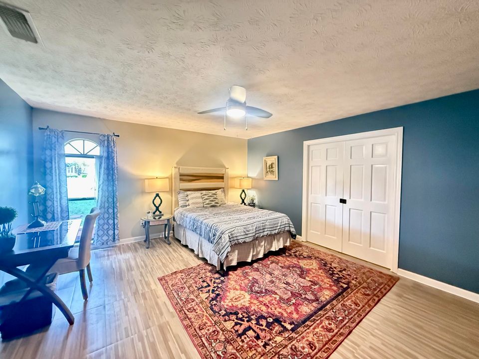 For Rent: $1,150 (1 beds, 1 baths, 500 Square Feet)