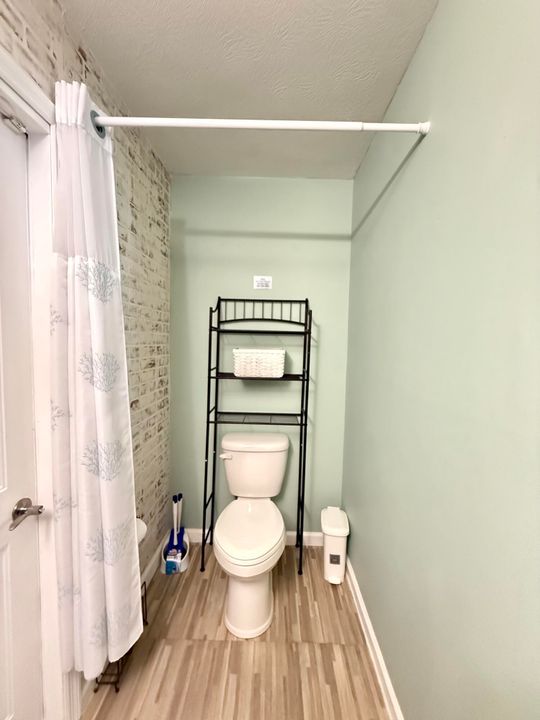 For Rent: $1,150 (1 beds, 1 baths, 500 Square Feet)