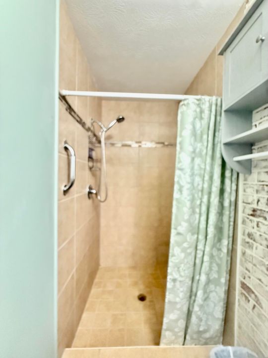 For Rent: $1,150 (1 beds, 1 baths, 500 Square Feet)