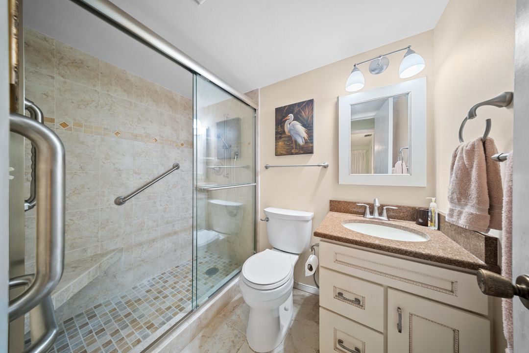 For Sale: $79,650 (1 beds, 1 baths, 699 Square Feet)