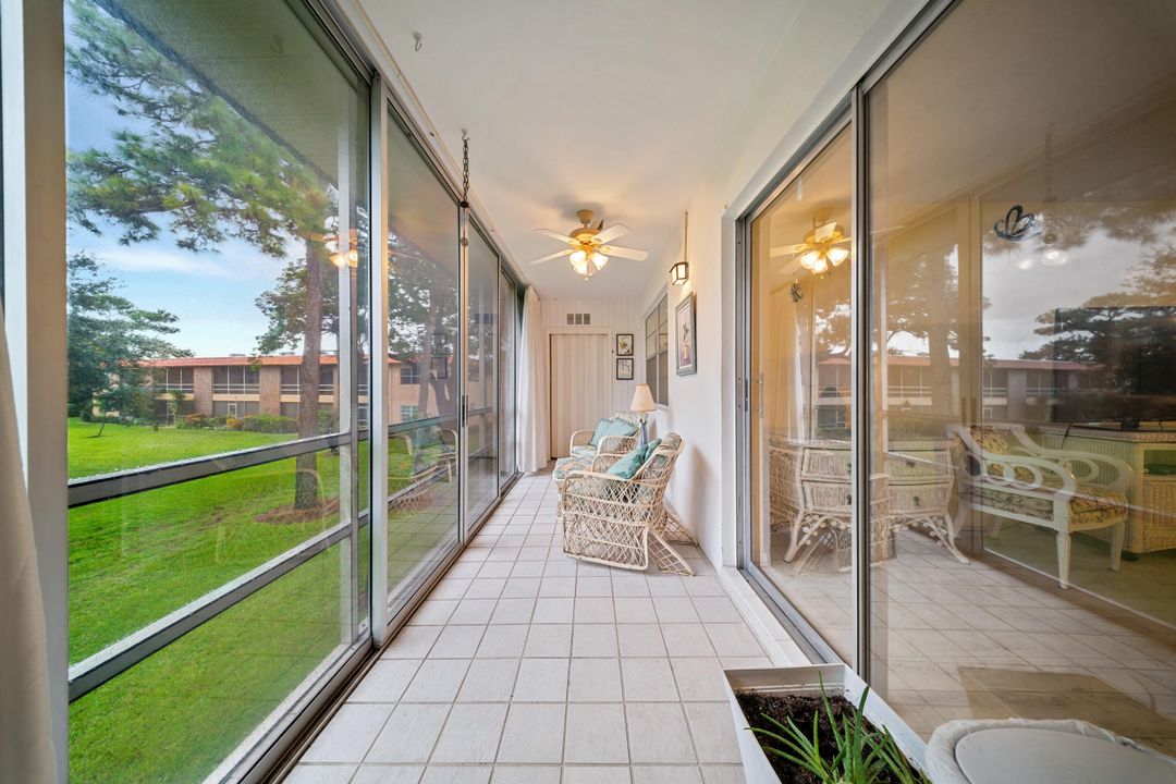 For Sale: $79,650 (1 beds, 1 baths, 699 Square Feet)