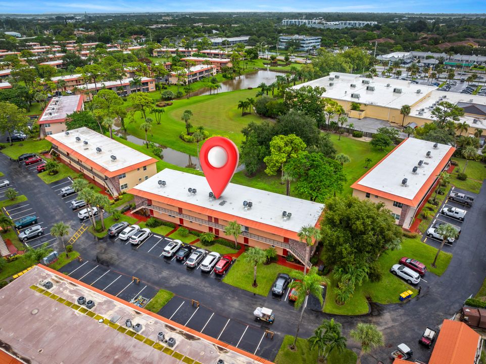 For Sale: $79,650 (1 beds, 1 baths, 699 Square Feet)