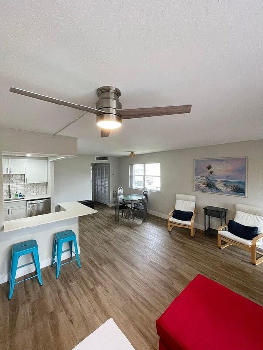 待售: $75,000 (1 贝兹, 1 浴室, 720 平方英尺)