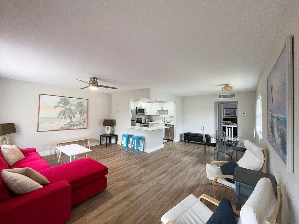 待售: $75,000 (1 贝兹, 1 浴室, 720 平方英尺)