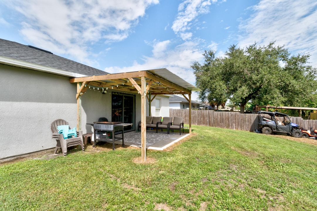 待售: $369,900 (3 贝兹, 2 浴室, 1640 平方英尺)