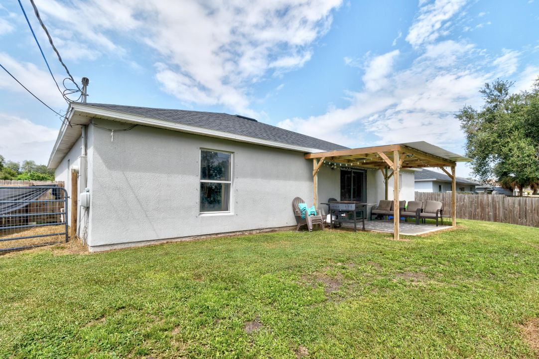 待售: $369,900 (3 贝兹, 2 浴室, 1640 平方英尺)