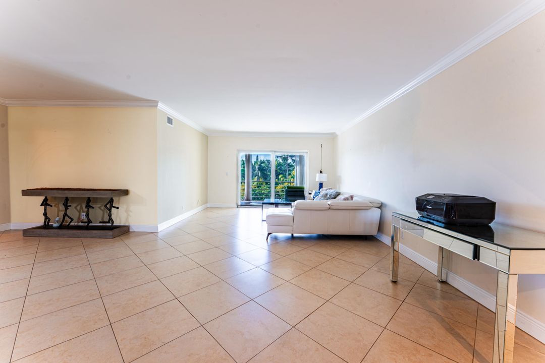 En Venta: $424,999 (2 camas, 2 baños, 1400 Pies cuadrados)