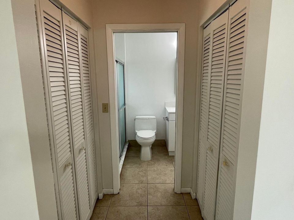 合同活跃: $410,000 (3 贝兹, 2 浴室, 1317 平方英尺)