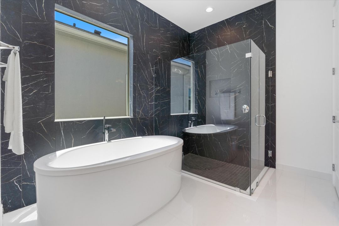 В аренду: $5,400 (3 спален, 2 ванн, 2963 Квадратных фут)